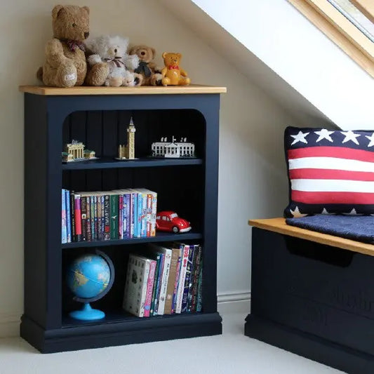 Little Chatsworth Bookcase with adjustable shelves.